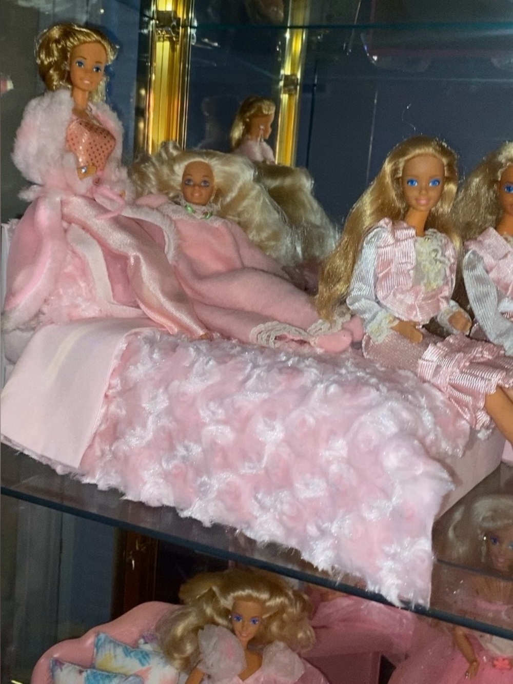 Barbie fluffy lush Soft Roses  Pink Faux Fur Doll Bed / blanket and Pillow set